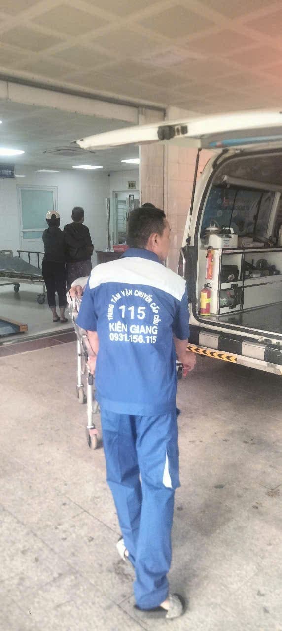 Hoạt động vận chuyển y tế thực tế 27
